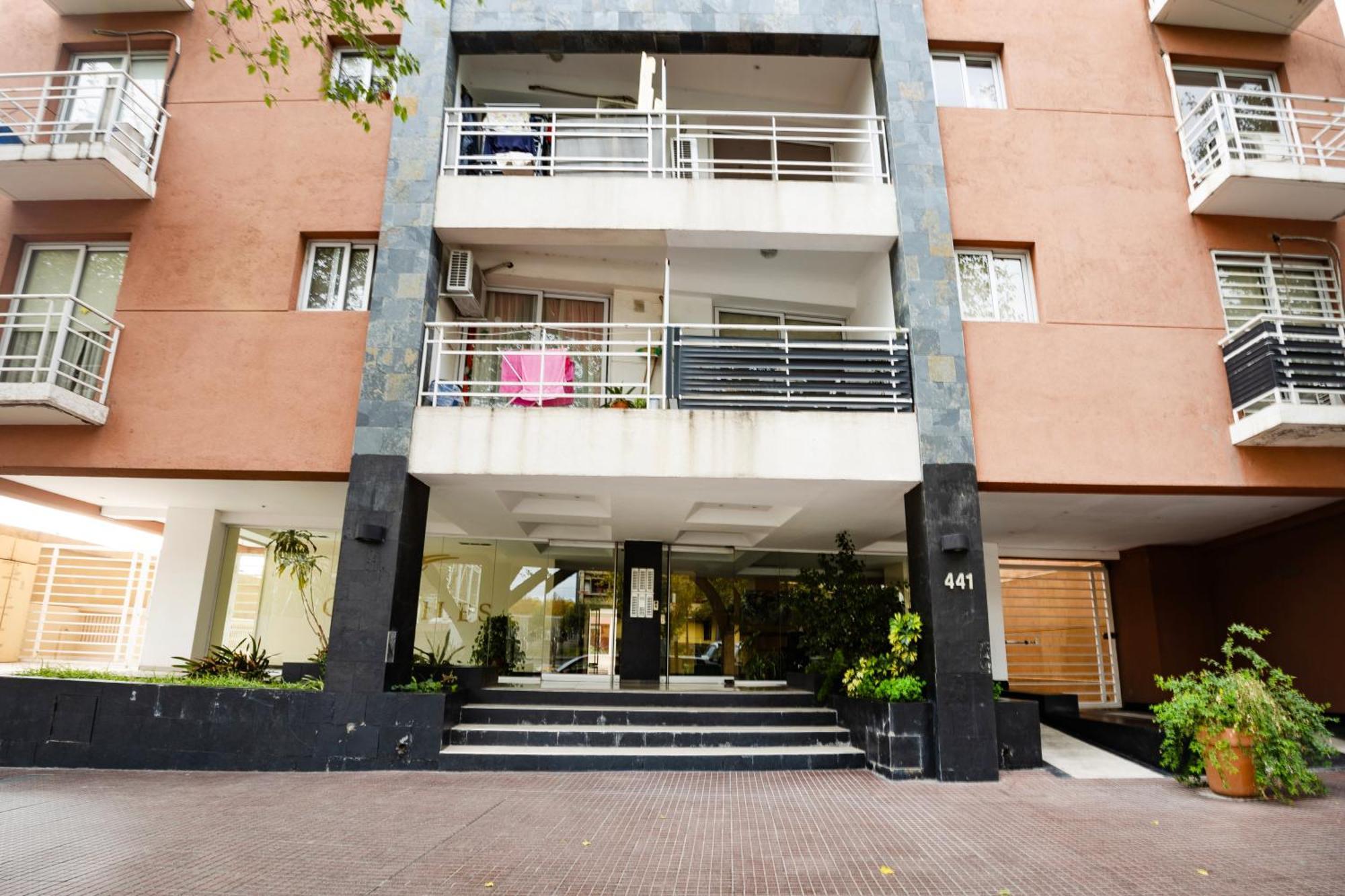 Apartamento Departamento De Categoria, Excelente Ubicacion *